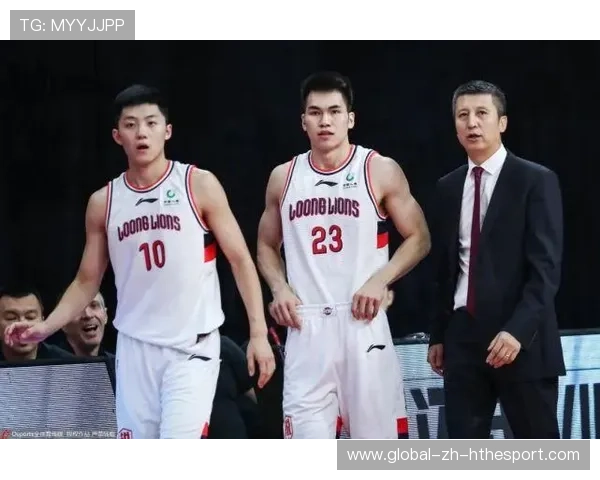 药厂9人坚持拿下赛季首胜，新帅仅上任5天显成效，药厂比赛