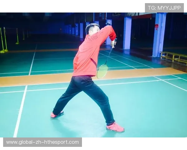 网球运动中反手底线穿越球的战术选择与风险权衡（81 ）