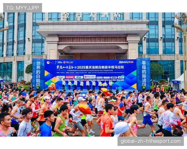马拉松选手的脚步声从远到近再到远，马拉松运动员脚掌着地方式